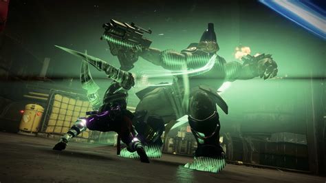 Best Destiny 2 Titan Strand Builds for PvE and PvP